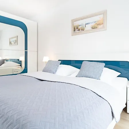 Strandvilla Augustusbad Unter'm Ostseestern 샬베우츠