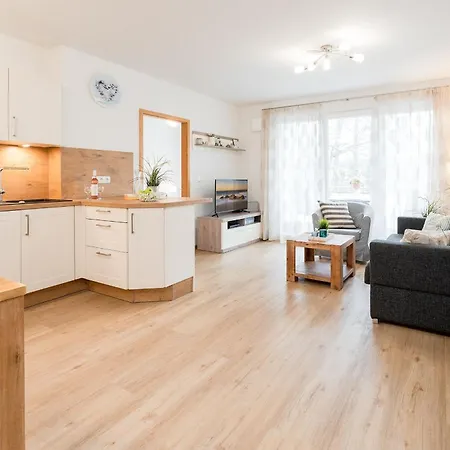 아파트 Strandvilla Augustusbad Unter'm Ostseestern *