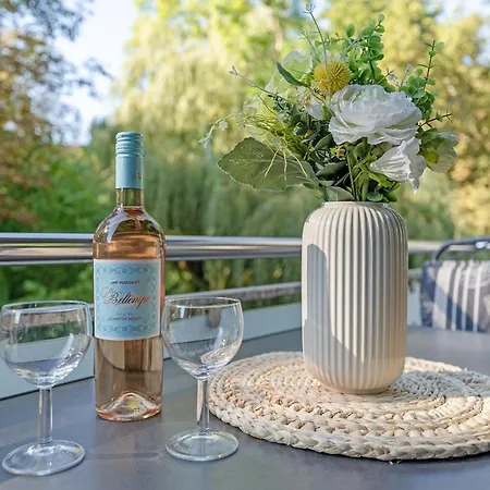 아파트 Strandvilla Augustusbad Unter'm Ostseestern *